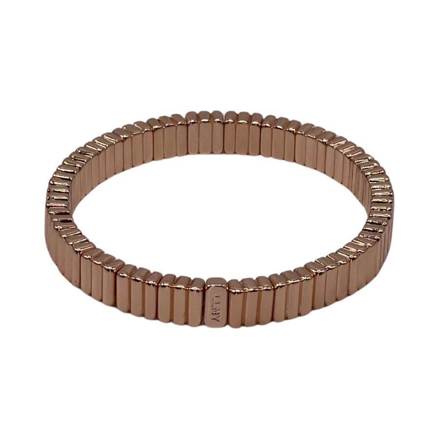 Gold bracelet with circle 2025 and line through it